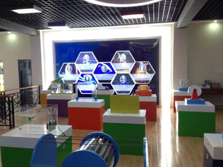 现中学校园科技馆展品-科普器材展品